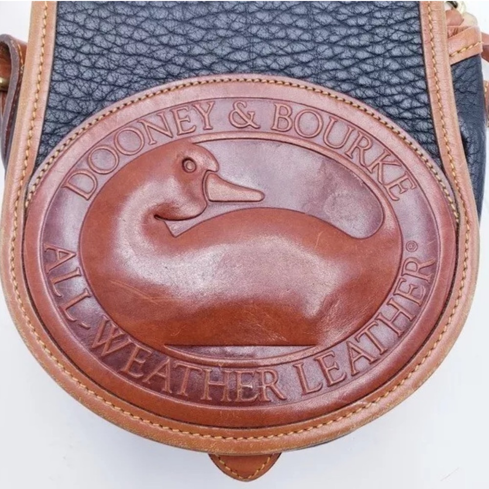 Dooney & Bourke Big Duck Crossbody Purse Black Tan Shoulder Bag - Picture 12 of 12